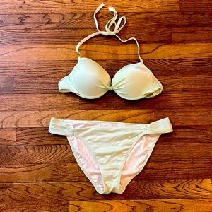 Victoria’s Secret bikini 36B Large mint